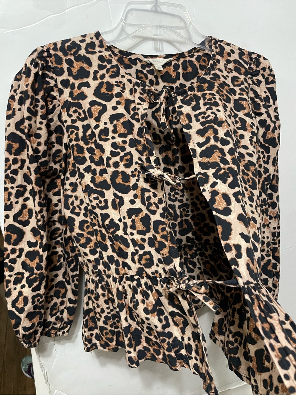 Sim & Sam Leopard Print Babydoll Peplum Tie Front Long Puff Sleeve Boho Top SZ M - Picture 14 of 16